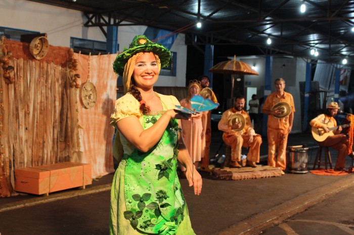 Eventos em Jales: Teatro, Roda de Canções Gospel, Encontro de Carros Antigos, Feira de Artesanato e Orquestra Sinfônica reuniram centenas de pessoas