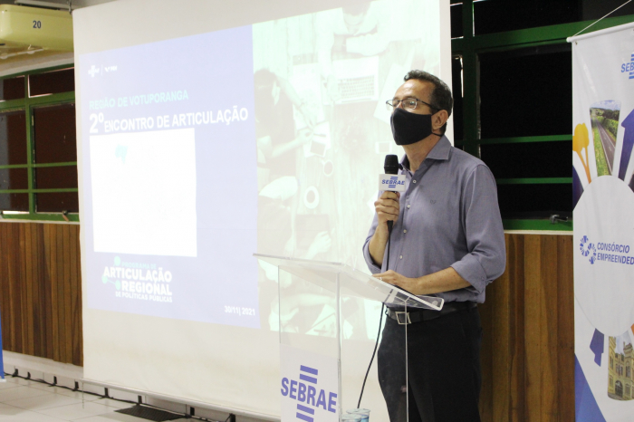 O gerente regional do Sebrae, Marcos José Amâncio fez uso da palavra durante a abertura da plenária