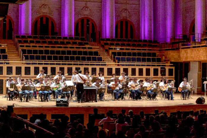 Já no dia 23, o público vai se encantar com a Orquestra Paulistana de Viola Caipira, de São Paulo