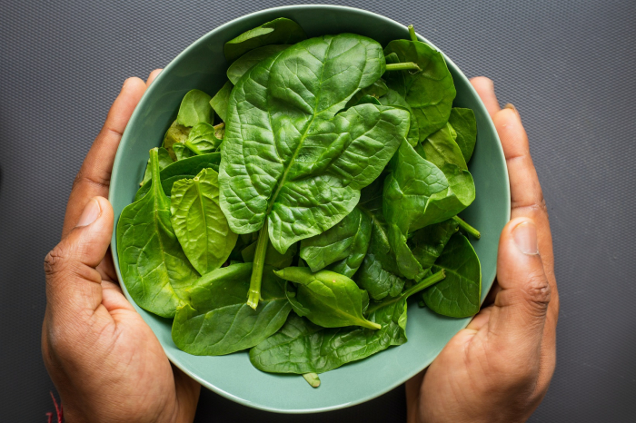 Cinco alimentos para melhorar sua endometriose