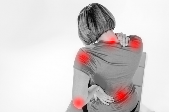 Fevereiro Roxo chama atenção para fibromialgia, síndrome que provoca dores por todo o corpo