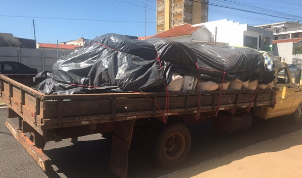 Polícia Ambiental de Fernandópolis prende dupla por furto de 64 sacas de soja