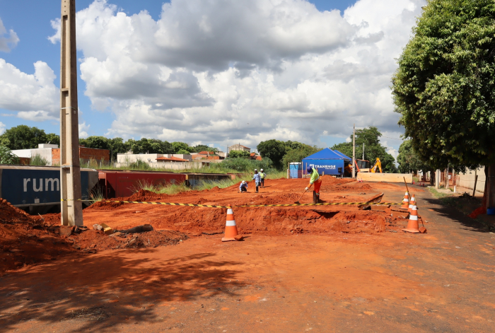 RUMO dá início à construção de viaduto em Jales