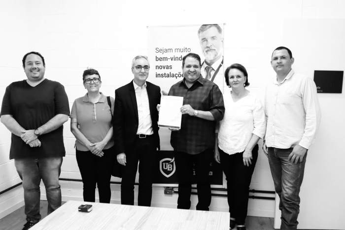 Andrea Moreto participa de assinatura de convênio de castração animal