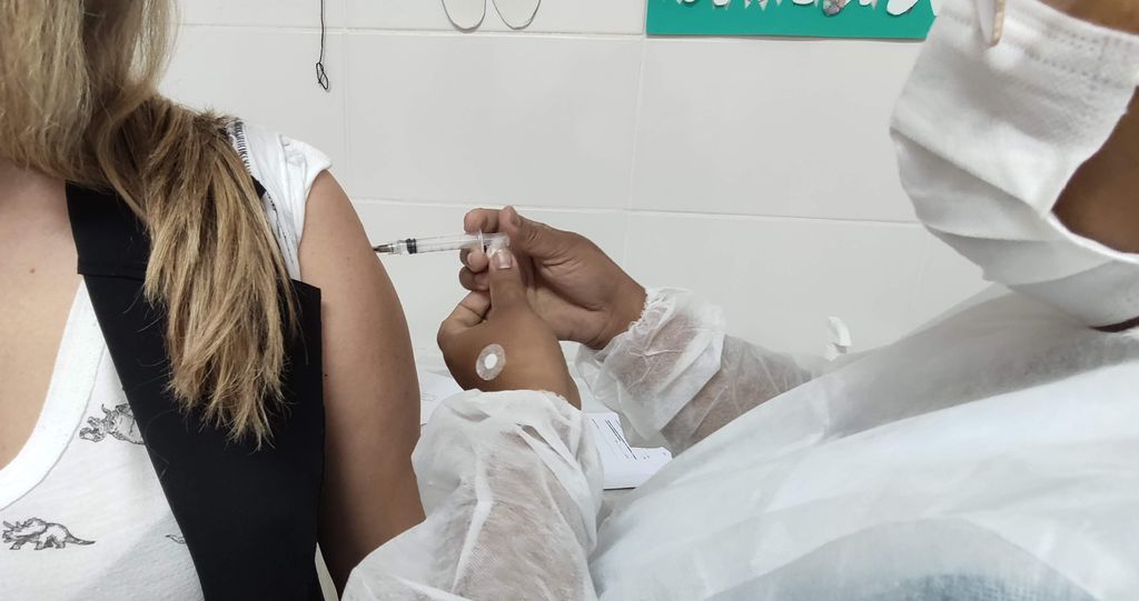 Jales começa a aplicar vacinas contra Meningite e HPV