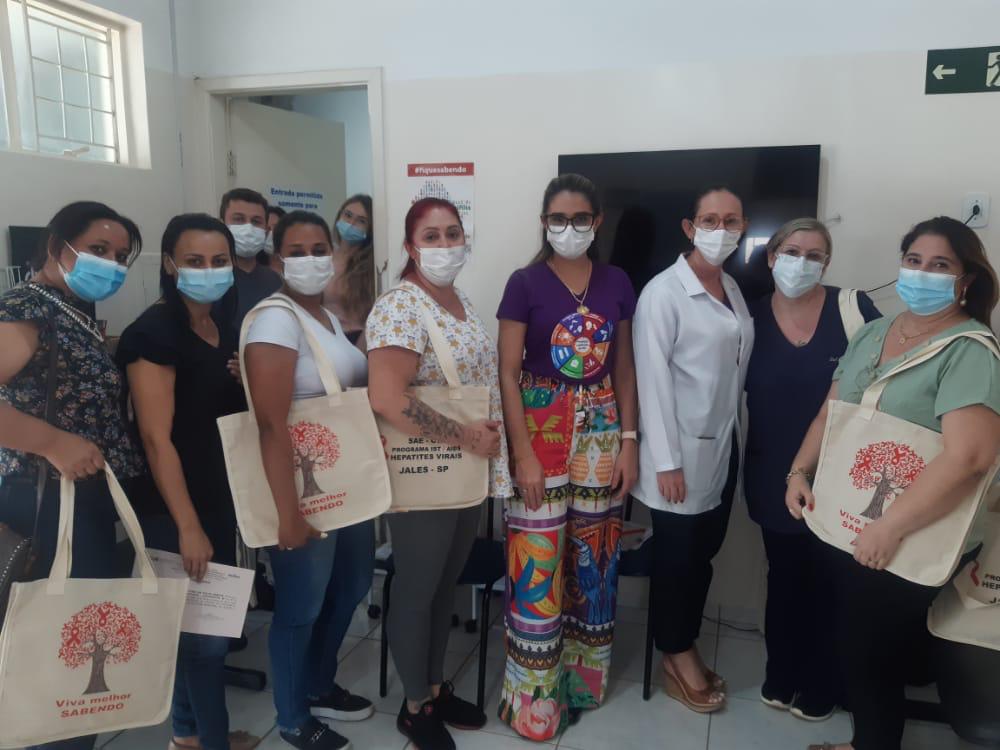 SAE/CTA capacita novos profissionais para executar testes rápidos