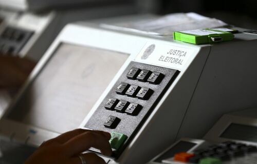 Confira quais governadores foram eleitos nos 12 estados que tiveram segundo turno
