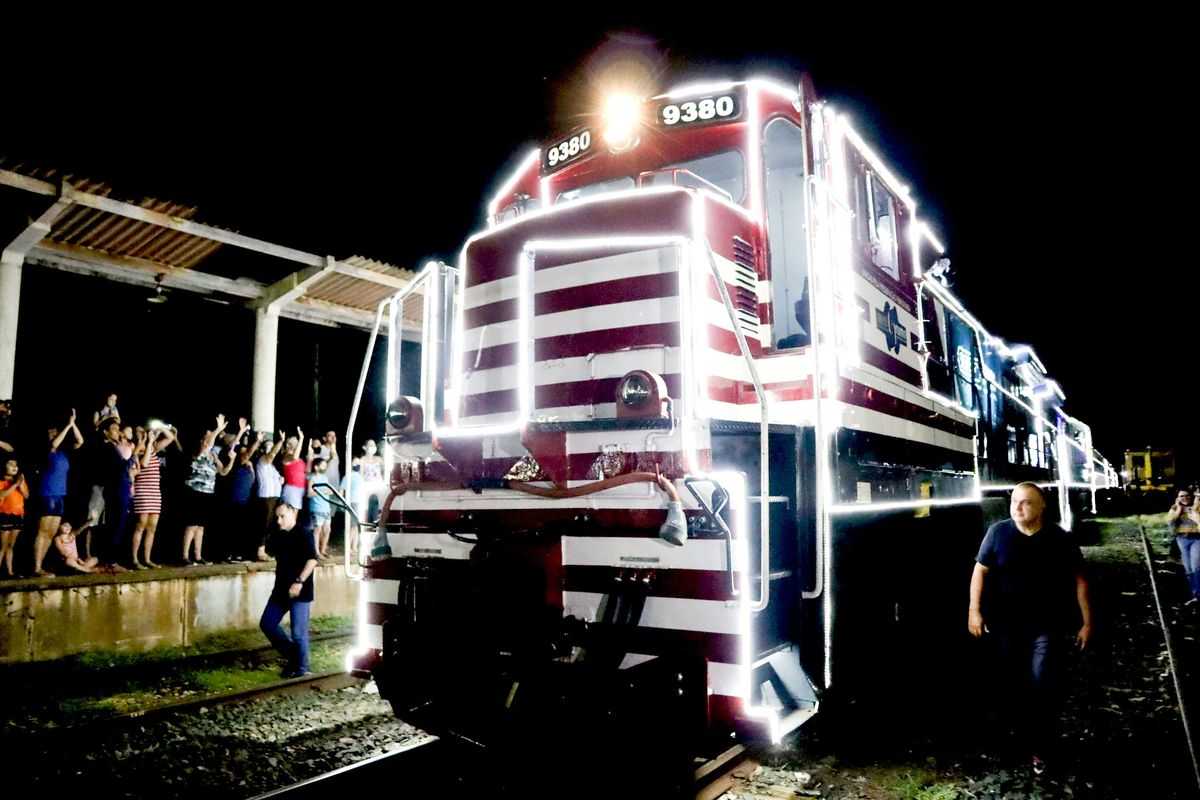 Trem iluminado da Rumo passará por Jales nos dias 5 e 6 de dezembro