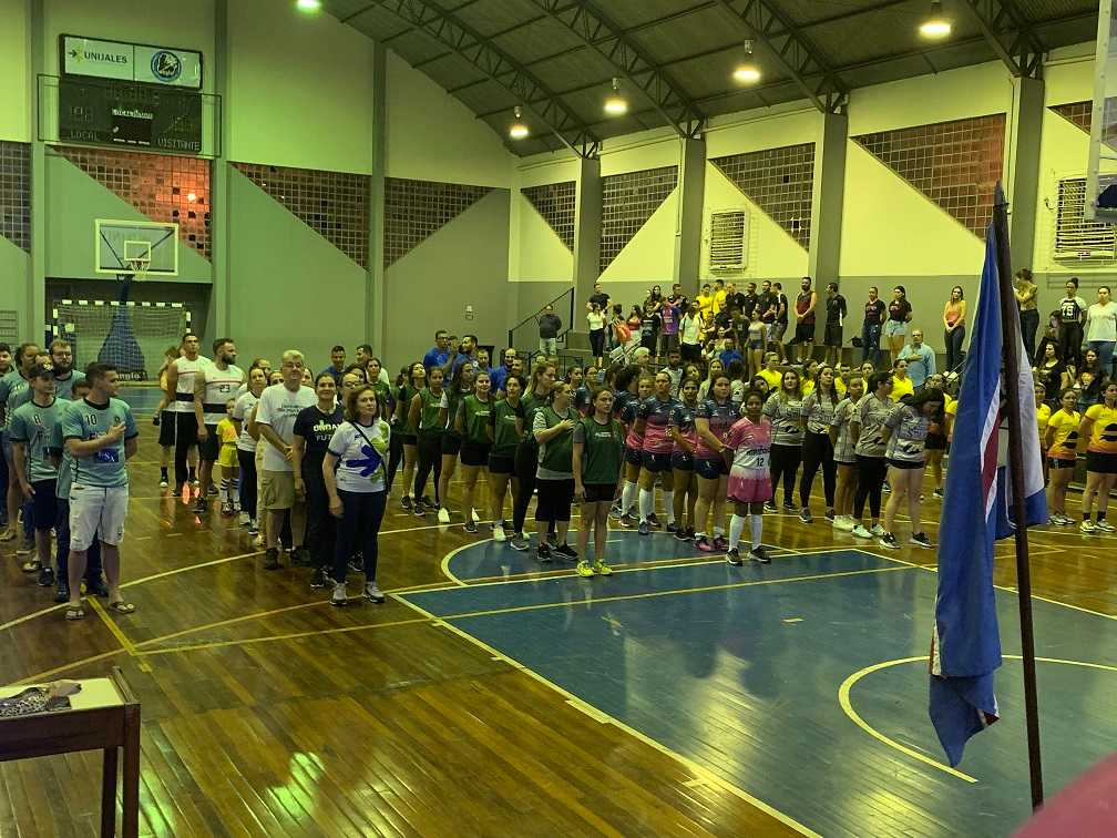 V Edição dos Jogos Universitários do UNIJALES agitam atletas e torcedores