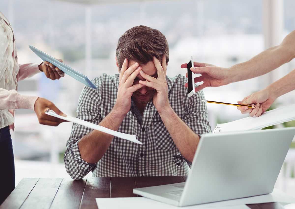 Burnout: Neurocientista revela os hábitos e suplementos que ajudam a combater o esgotamento mental