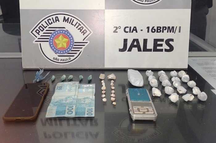 Adolescentes são apreendidos pela PM com drogas em Paranapuã
