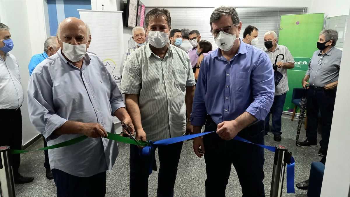 Hospital ganha sala de espera para pacientes do Bensaúde e Unimed