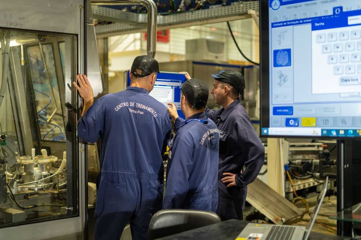 Impulsionado pela indústria, SP é o estado que mais abriu postos de trabalho em janeiro