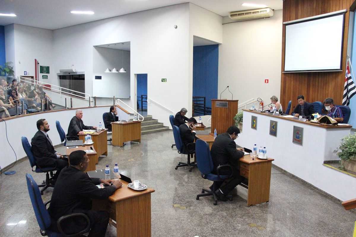 Vereadores cobram políticas públicas para pessoas em situação de rua