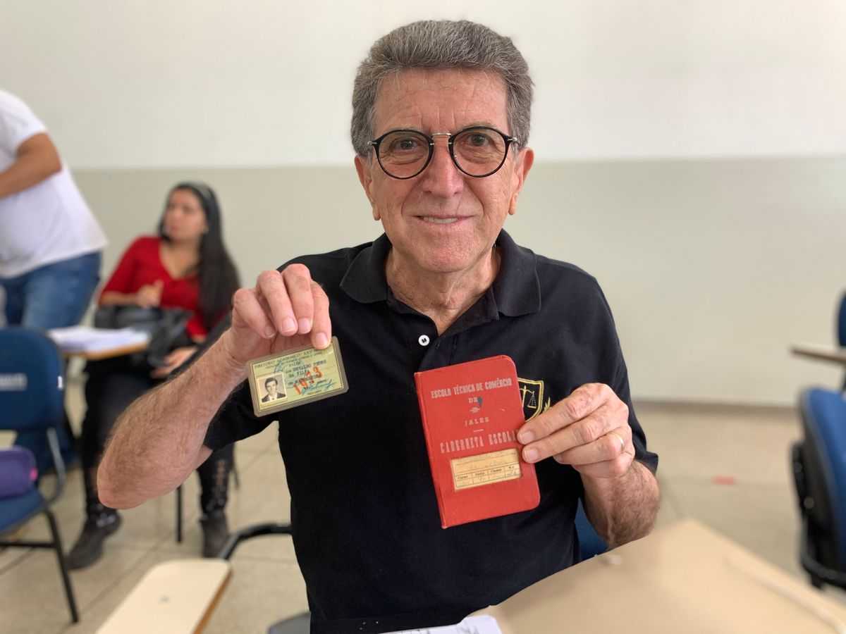 Presente no primeiro vestibular realizado em 1970, aluno também fará parte da primeira turma de bacharéis em Direito do UNIJALES