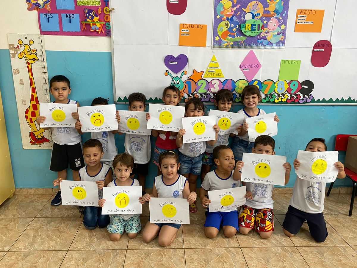 Escola Pinguinho de Gente desenvolve projeto contra o Bullying em Urânia