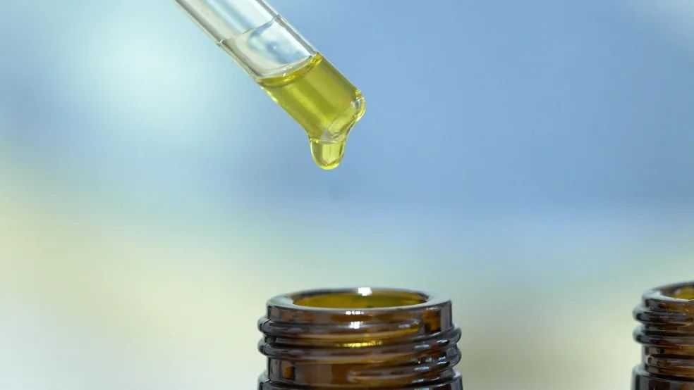 Justiça autoriza psicólogo de Santa Fé do Sul a plantar cannabis para tratamento de epilepsia da filha