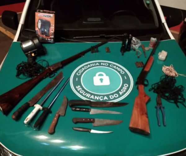 Policia Ambiental prende dois caçadores por porte ilegal de arma de fogo em Jales