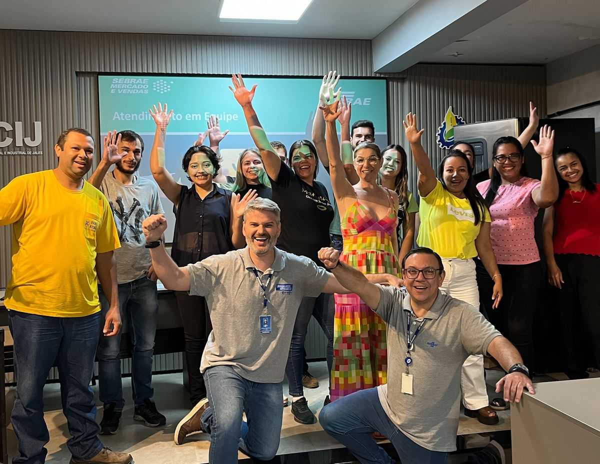 ACIJ e SEBRAE realizaram curso de atendimento ao cliente com foco na Semana do Freguês