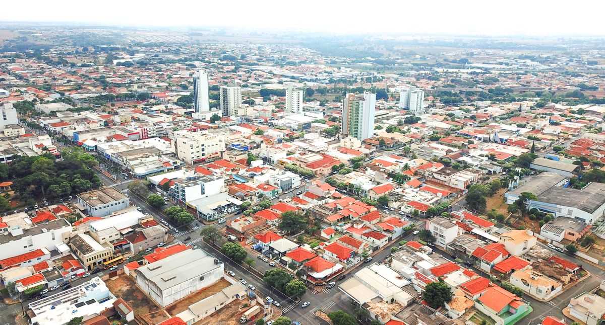 Jales fecha mês de agosto com saldo de 27 novas vagas de emprego