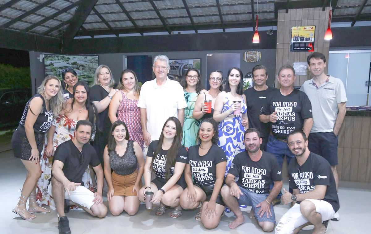 Primeira turma de Direito do UNIJALES celebra festa de 100 dias