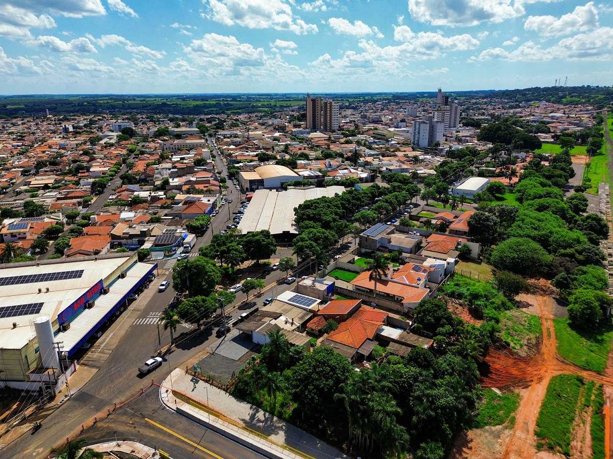 Jales apresenta crescimento no mercado de trabalho com saldo positivo em novembro de 2024
