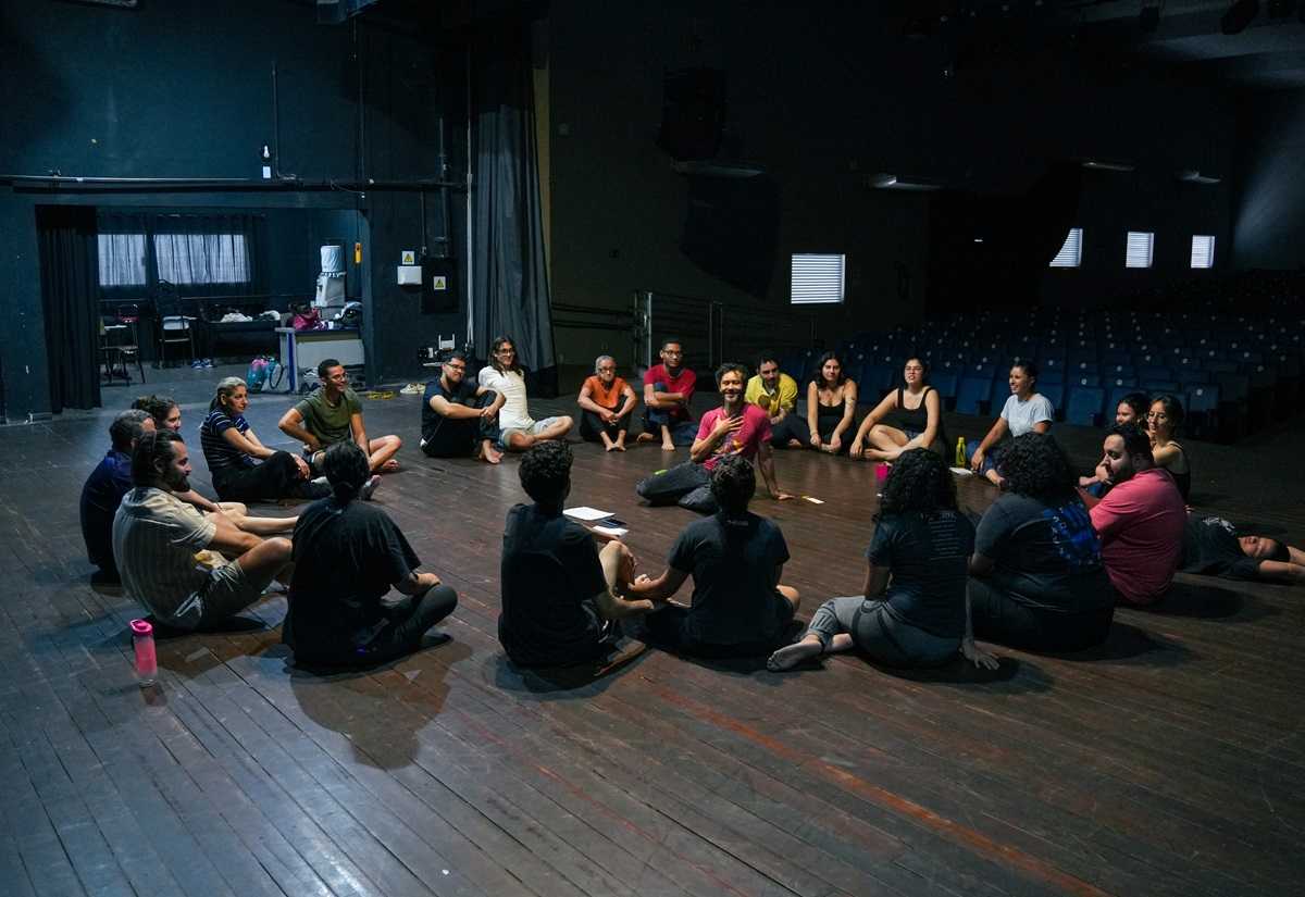 Oficina com Dinho Lima Flor movimenta o fim de semana com teatro e experimentação em Jales