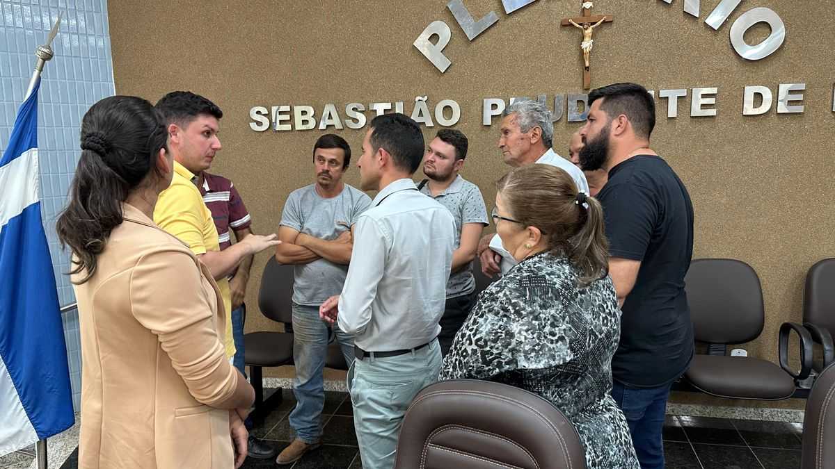 Santa Salete recebe visita do deputado Estadual Rafael Saraiva