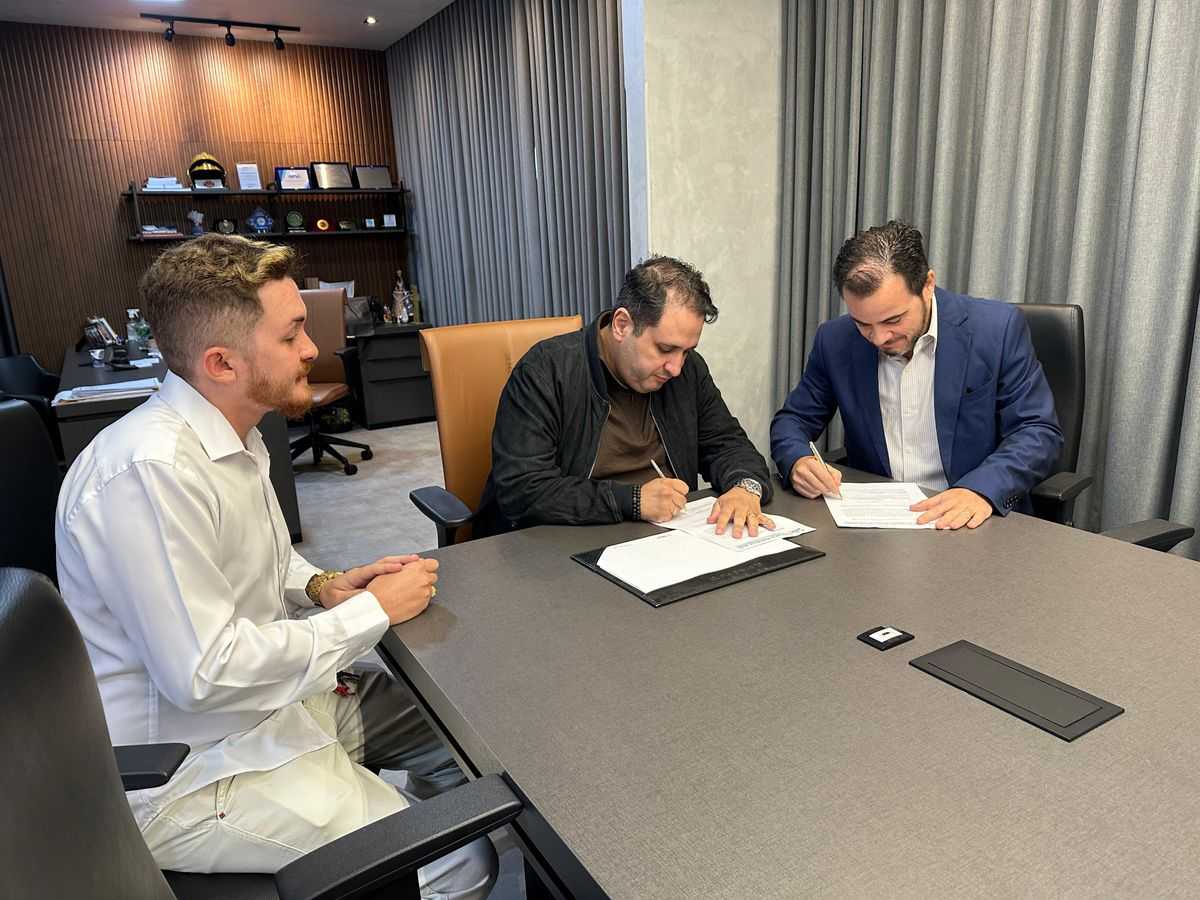 Prefeitura de Jales e Defensoria Pública da União renovam convênio por mais cinco anos