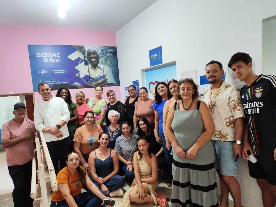 Prefeitura de Santa Salete encerra curso de pães doce e semi-doce em parceria com o Senai