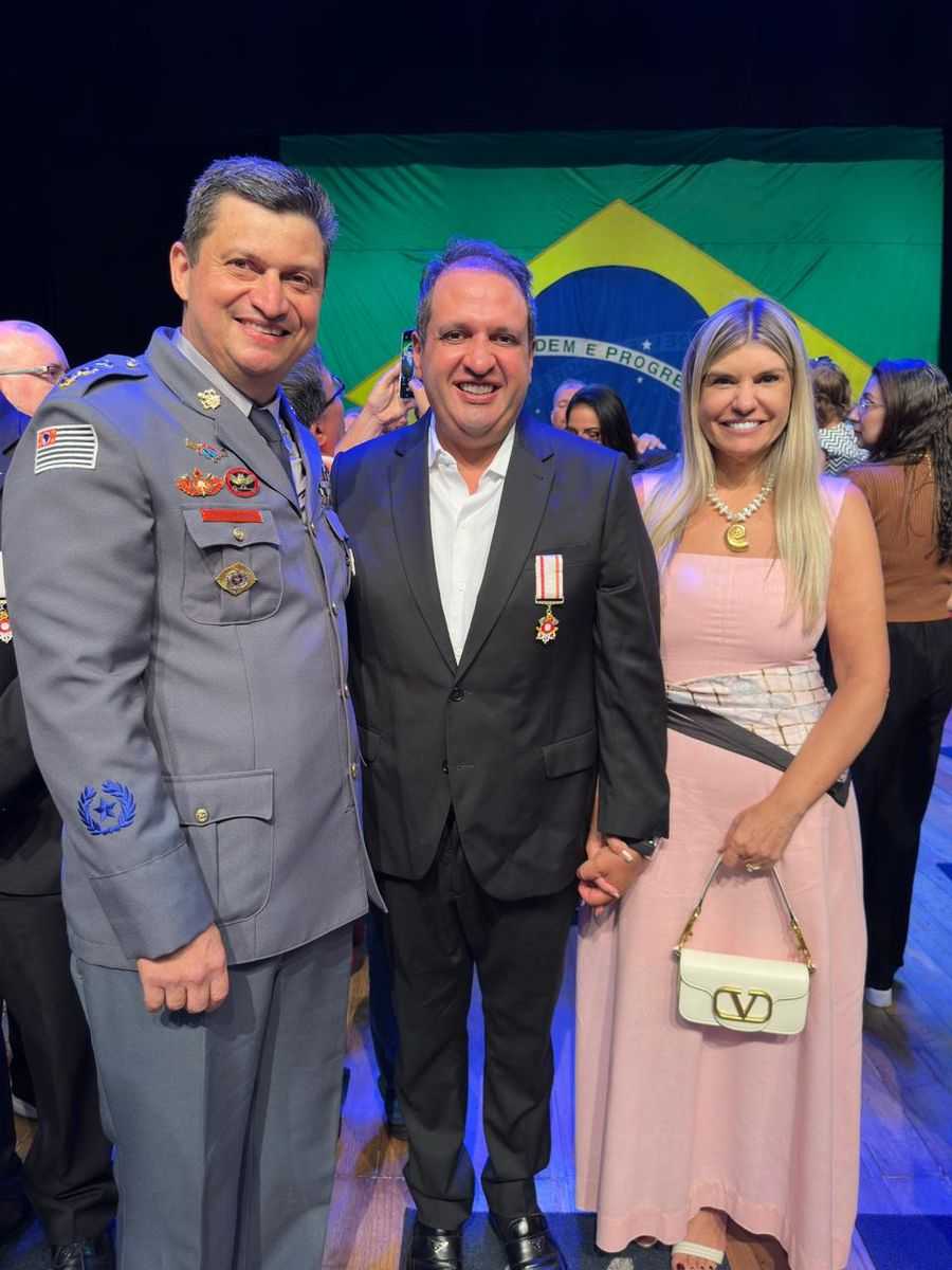 Prefeito de Jales, Luis Henrique, é homenageado com a Medalha “Heróis de Fogo”