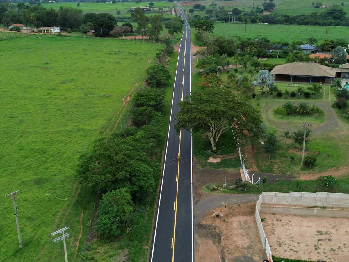 Prefeitura de Jales conclui recapeamento asfáltico na “Estrada do Café”