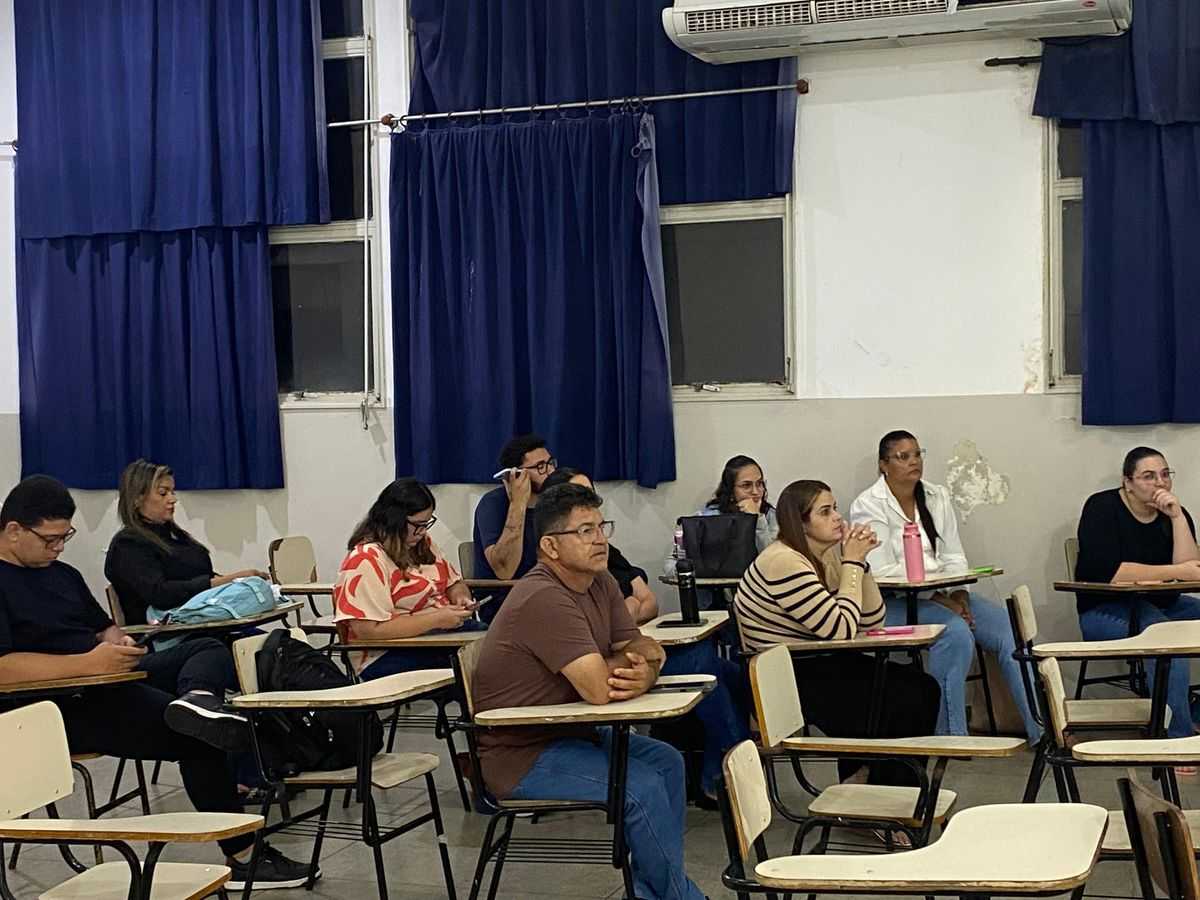 Alunos de Fisioterapia e Terapia Ocupacional recebem orientações sobre gestão e contabilidade na profissão