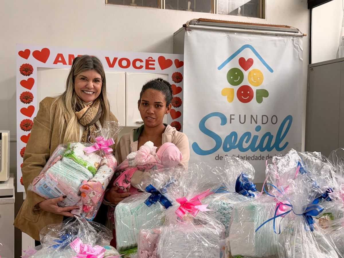 Programa Gestante Acolhida promove a entrega de kits maternidades