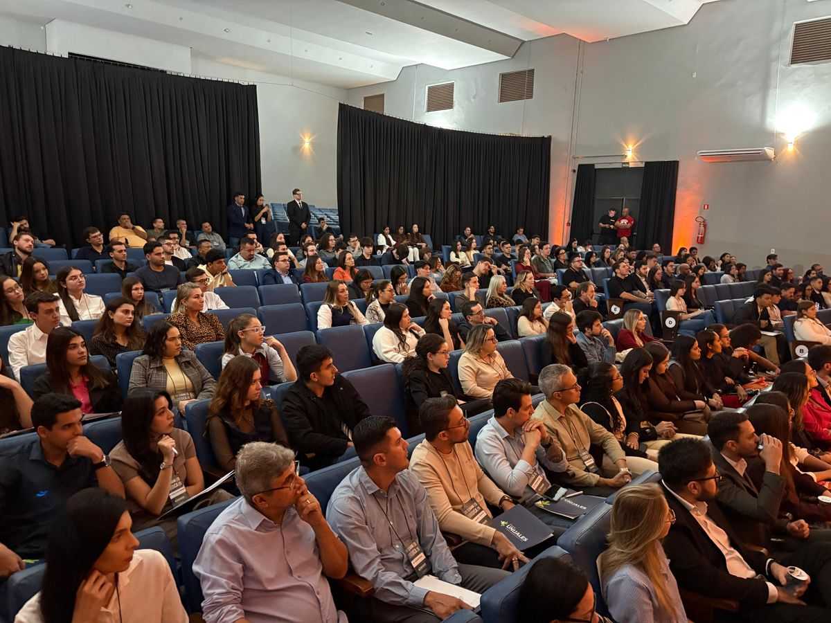 Além dos estudantes de Direito, o evento reuniu, mais uma vez, advogados e profissionais da área jurídica