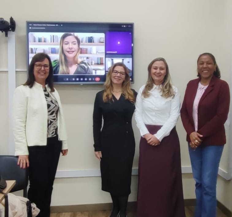 Coordenadora do curso de Terapia Ocupacional do Unijales conquista título de doutora pela USP