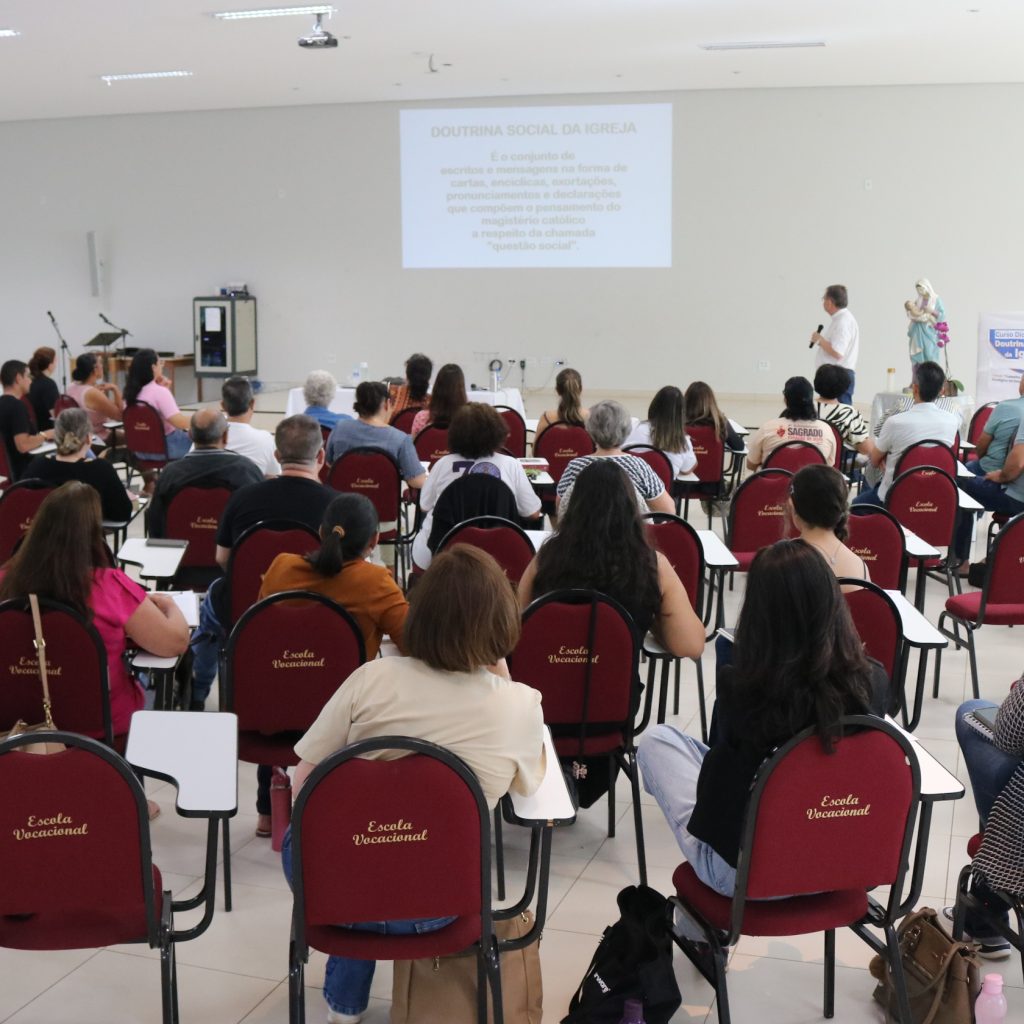 Curso Diocesano aborda Trabalho, Economia e Humanismo Ecológico à luz da Doutrina Social da Igreja