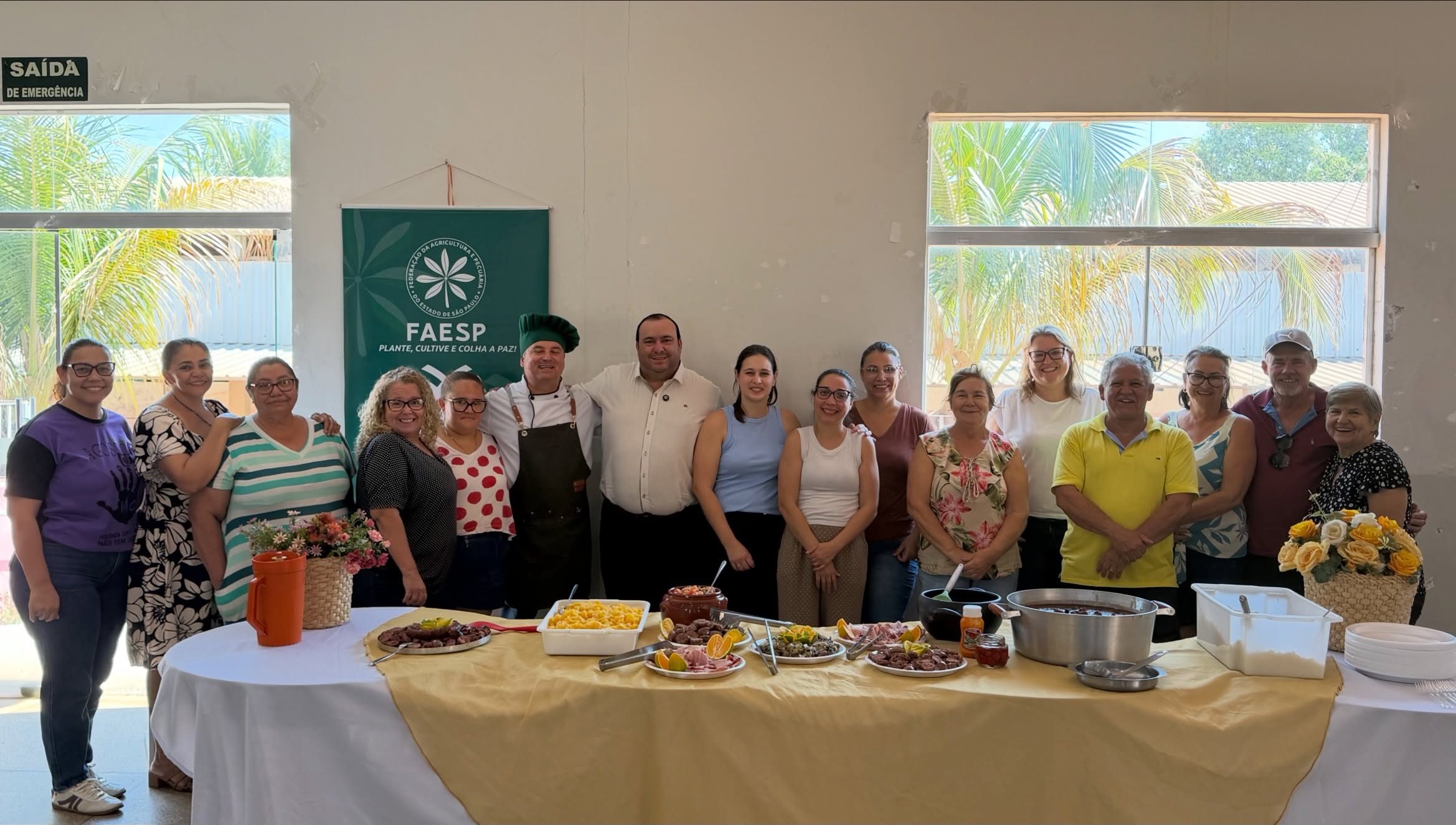 Rubineia encerra curso de processamento caseiro de carne com grande adesão