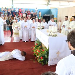 Diácono Vinícius, de Itapura, é ordenado presbítero no Dia Mundial das Missões