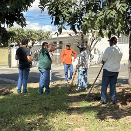 Projeto Florescer chega à praça do Jd. Bom Jesus com ações de acessibilidade, paisagismo e revitalização